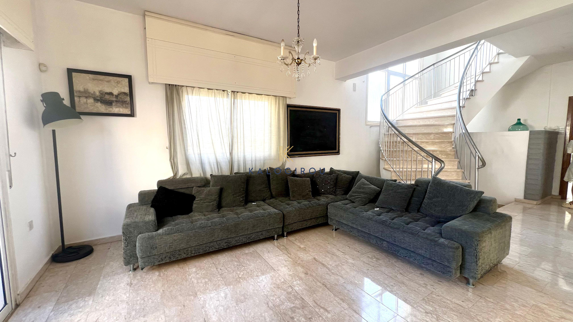 Massive, 5 Bedroom House for Rent in the New Mall area, Larnaca