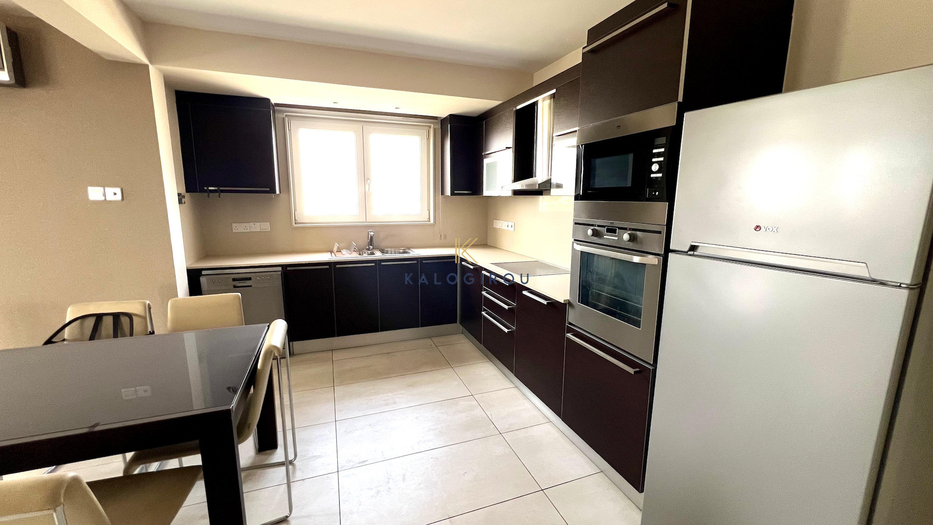 Top Floor, 2 Bedroom Apartment for Rent in Livadia, Larnaca