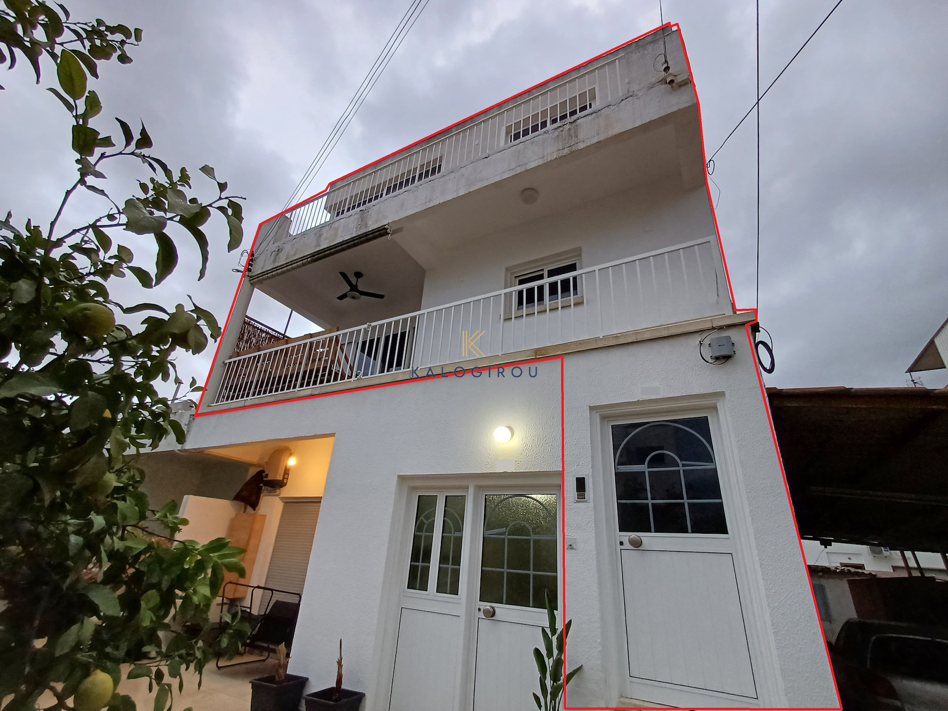 Top Floor 4+1 Bedroom Duplex Apartment for rent in Prime Drosia area Larnaca