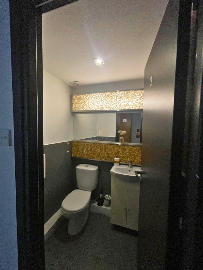 Office 474 m² for rent in Kamares, Larnaca, Cyprus