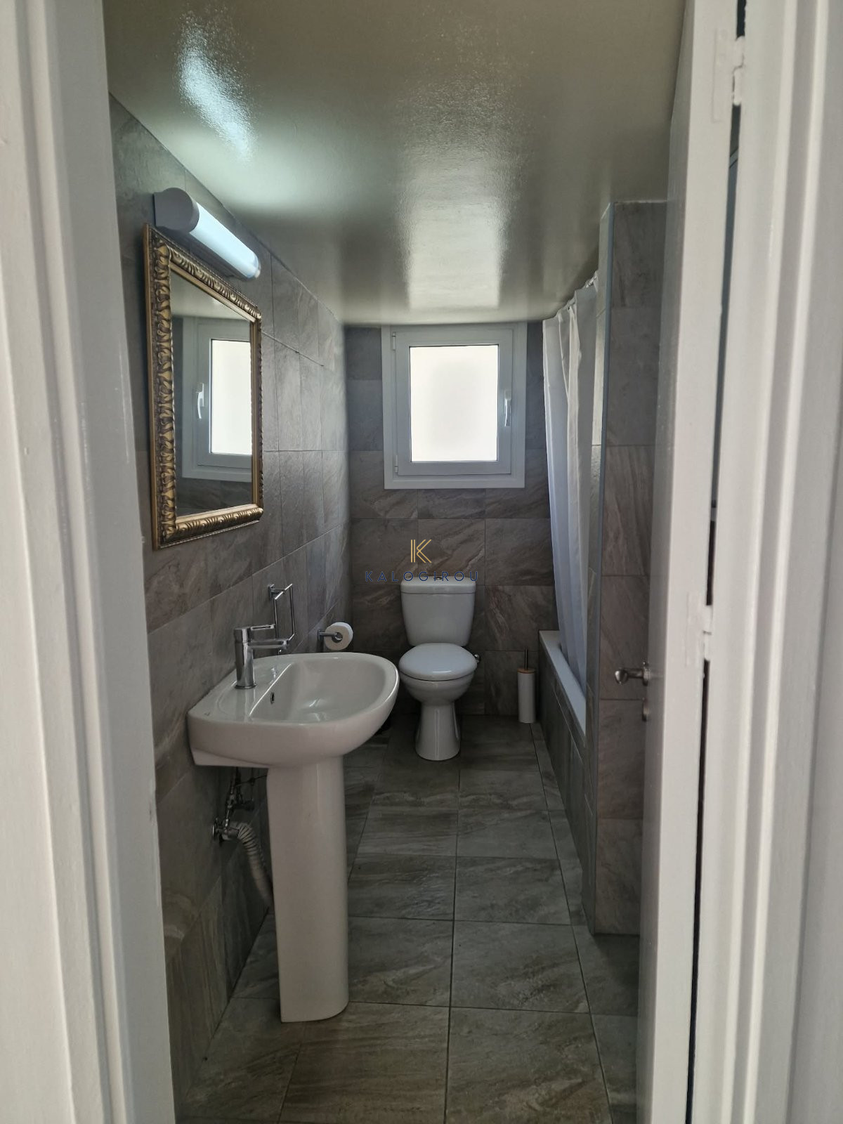 Amazing Three bedroom Apartment for rent in Faneromeni area, Larnaca.