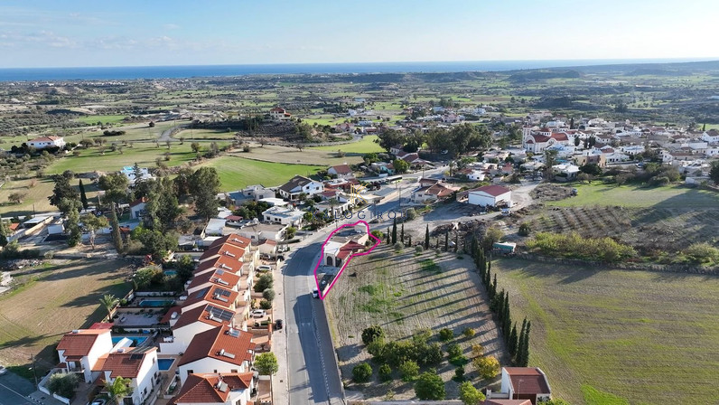Trading area 200 m² for sale in Anafotida, Larnaca, Cyprus