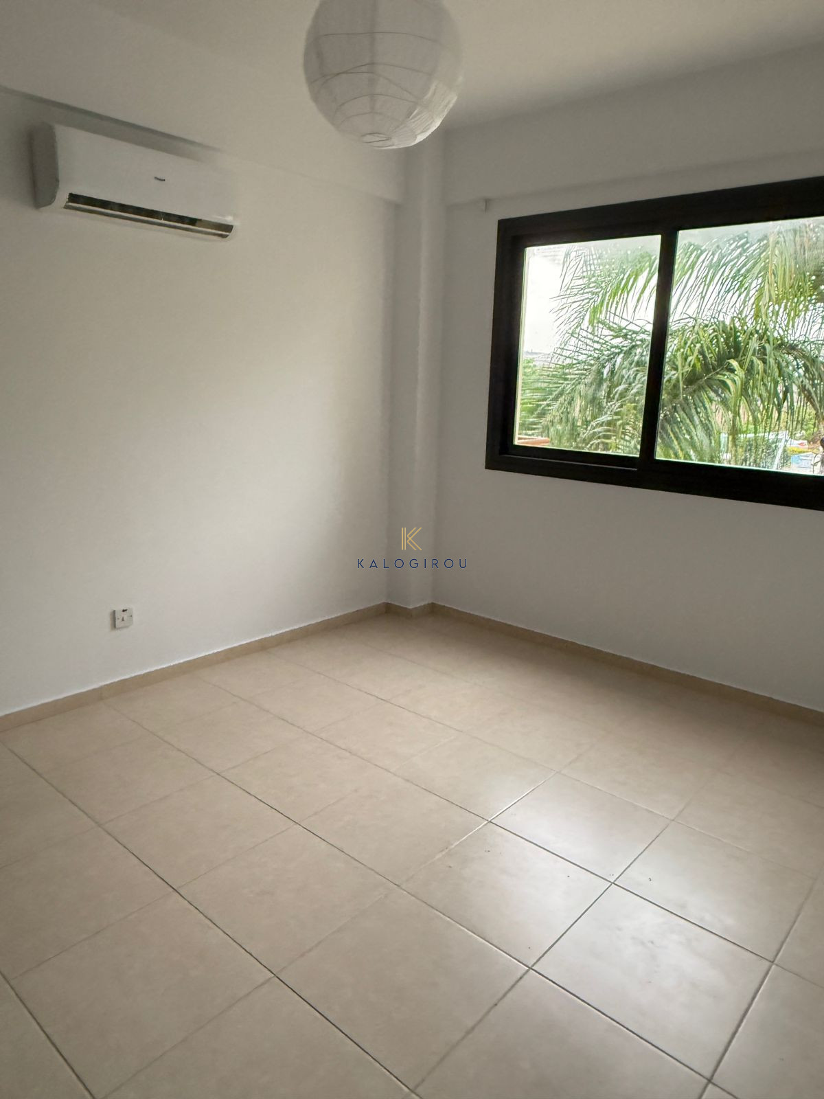 Lovely, 2-bedroom flat with common pool for rent in Pyla Larnaca.
