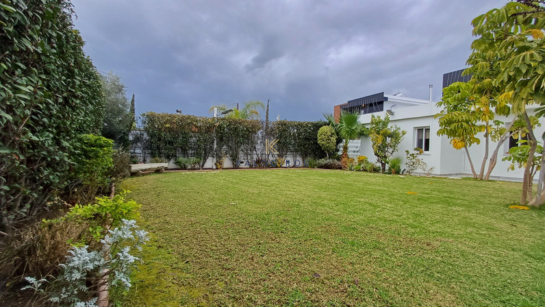 Luxury 5+1 Bedroom Villa with Heated Pool and Large Garden in Pyla, Larnaca