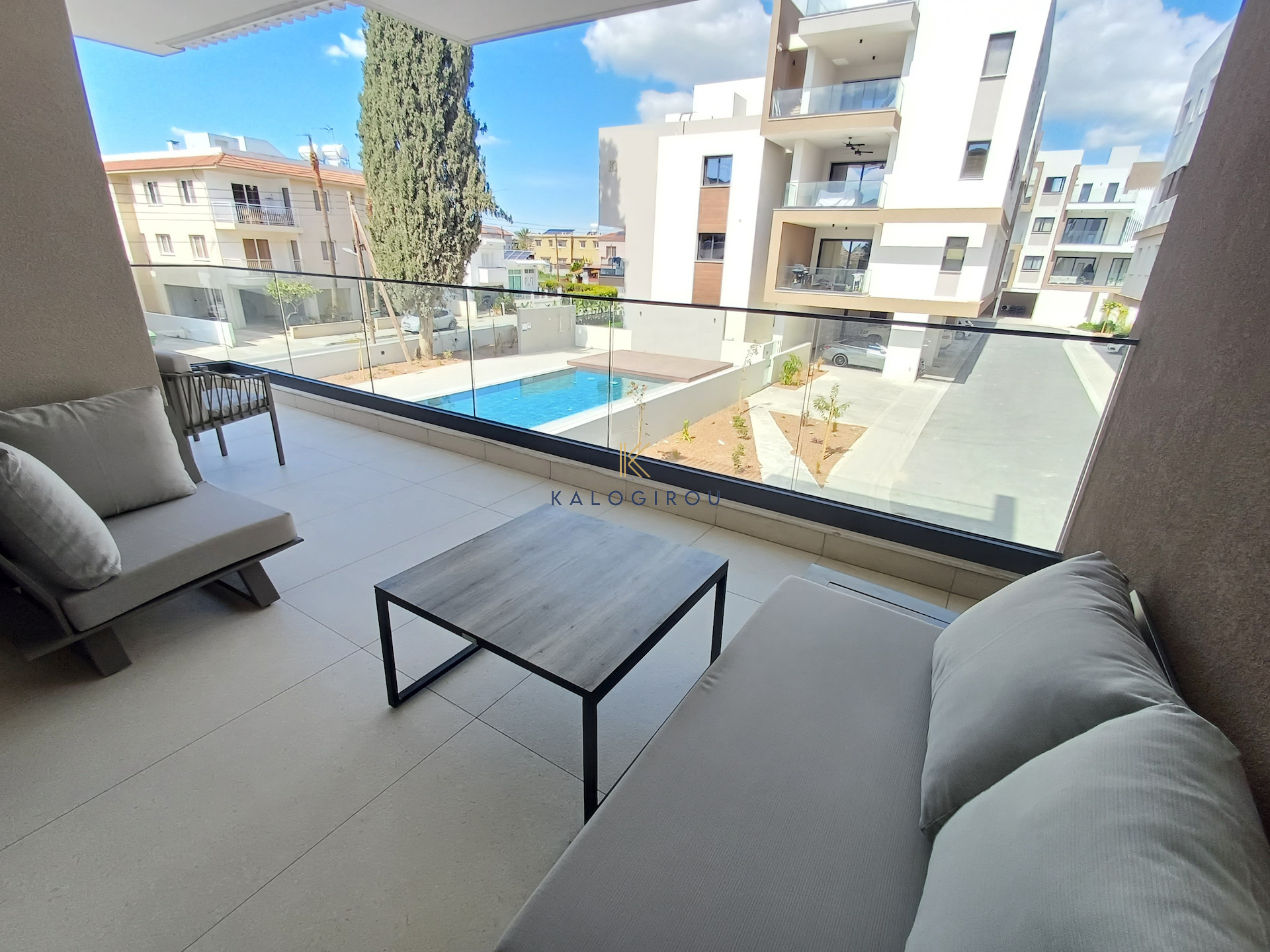 Deluxe 2-Bed Apartment with Common Pool and Gym for Rent in Livadia, Larnaca