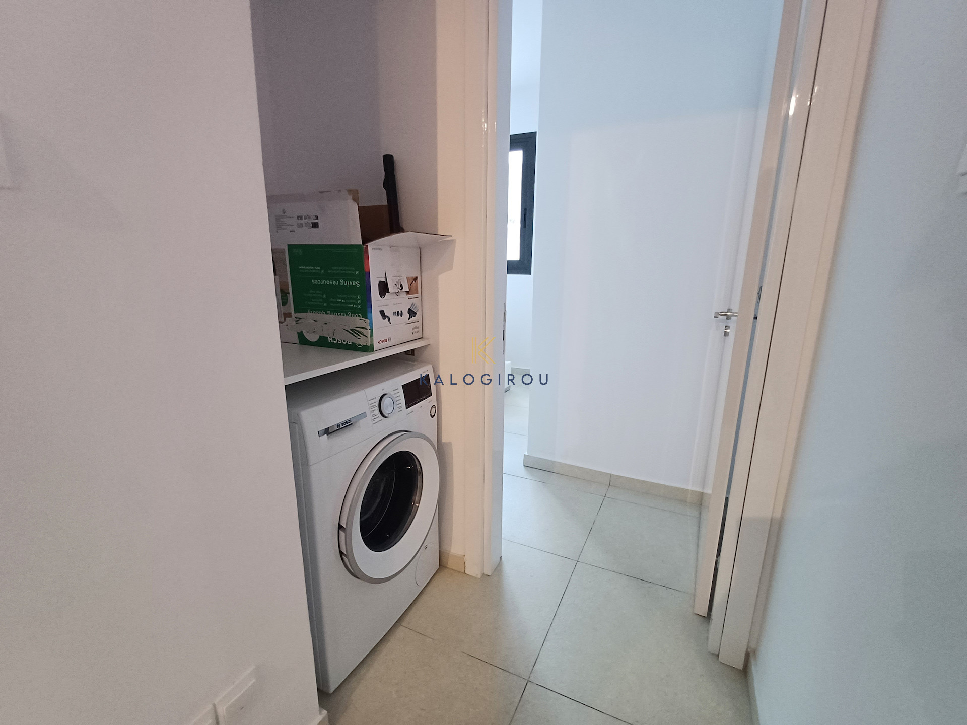 Deluxe 2-Bed Apartment with Common Pool and Gym for Rent in Livadia, Larnaca