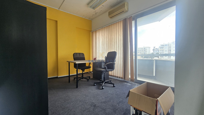 Office 75 m² for rent in New Marina-Port Area, Larnaca, Cyprus