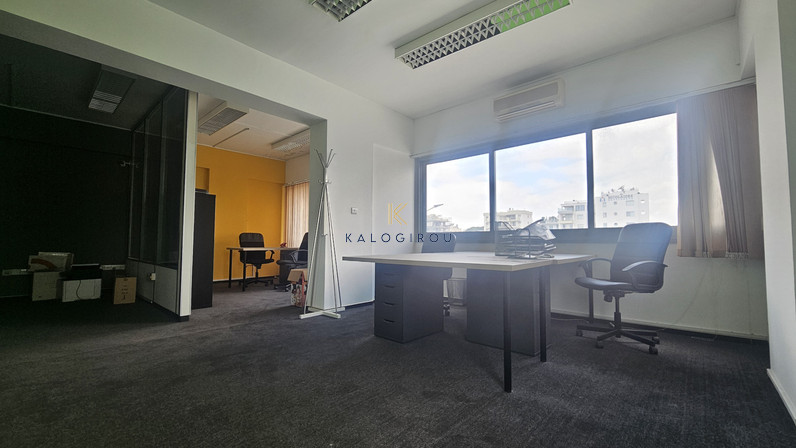 Office 75 m² for rent in New Marina-Port Area, Larnaca, Cyprus