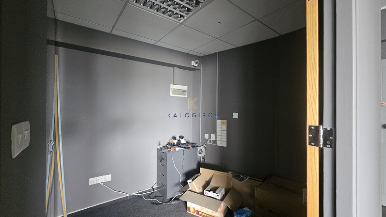 Office 75 m² for rent in New Marina-Port Area, Larnaca, Cyprus