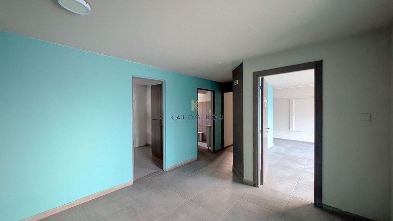 Building 682 m² for sale in Latsia, Nicosia, Cyprus