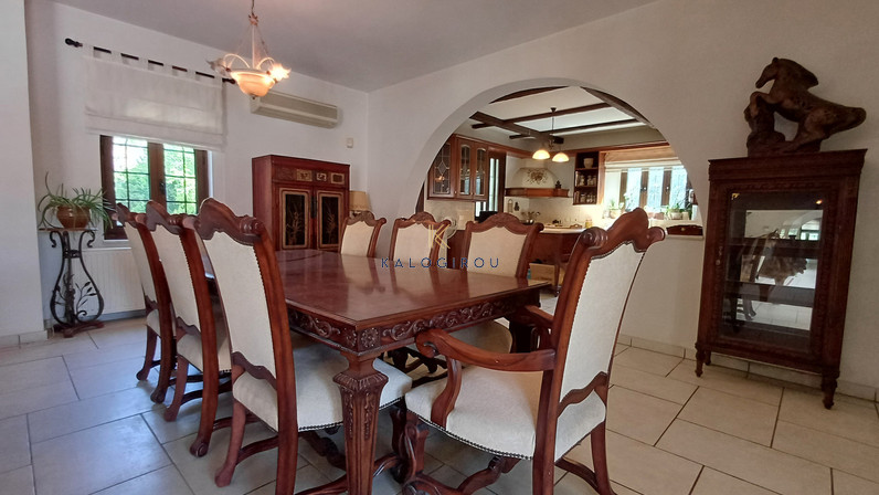 4-bedroom detached house for sale 465 m² in Mosfiloti, Larnaca, Cyprus