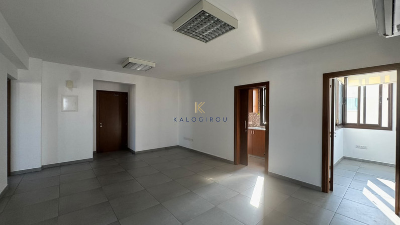 Office 114 m² for rent in Mall of Larnaca, Larnaca, Cyprus