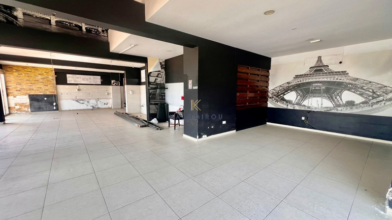 Trading area 222 m² for rent in Makenzy, Larnaca, Cyprus