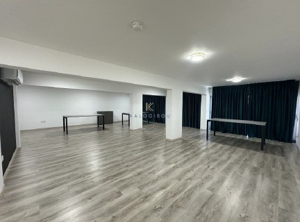 Office 88 m² for sale in Larnaca Center, Larnaca, Cyprus