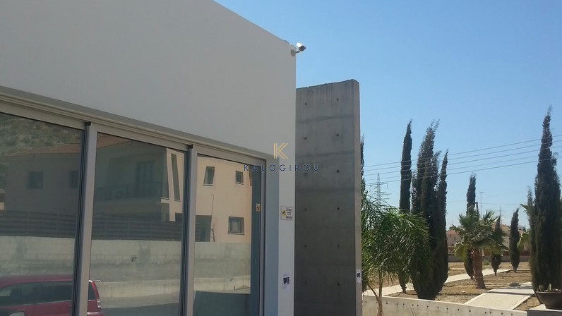 Trading area 110 m² for rent in Oroklini, Larnaca, Cyprus