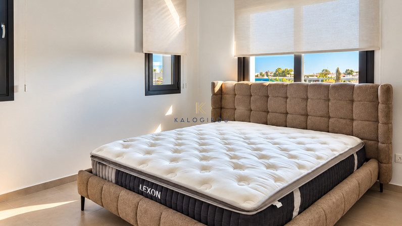 Amazing Three-Bedroom Penthouse with Roof Garden for Rent in Livadia, Larnaca