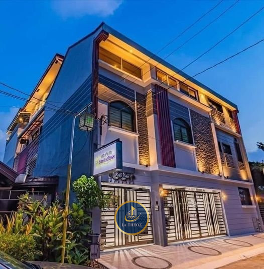 3 STOREY  RESIDENTIAL  APARTMENT   in Las Pinas  for SALE