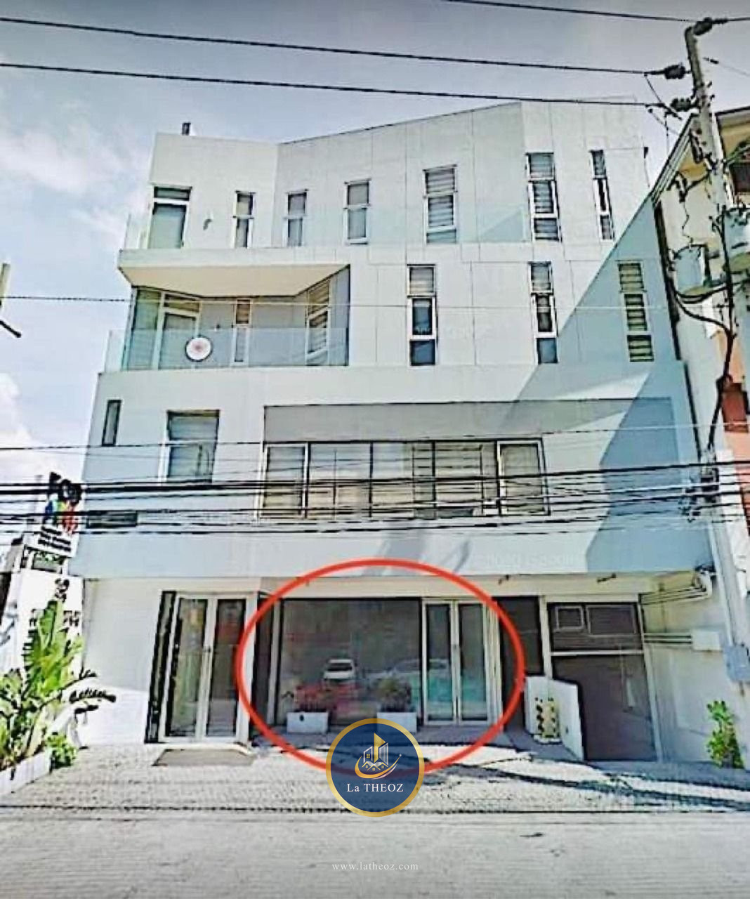 1009 Metropol Building