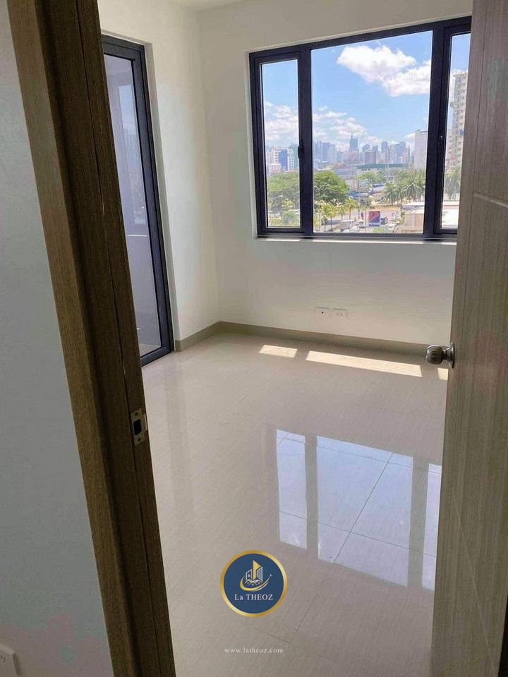 Shore Residences 2