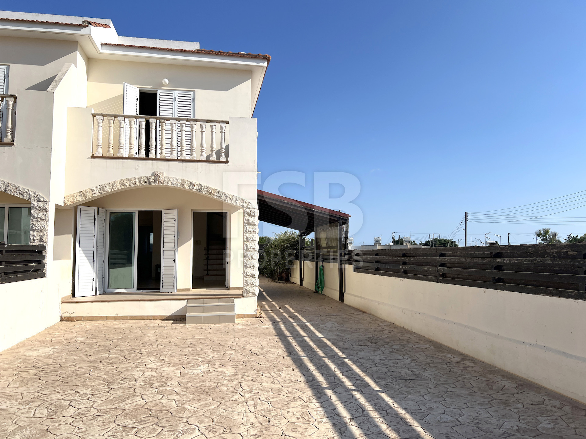 House in Frenaros - view 1