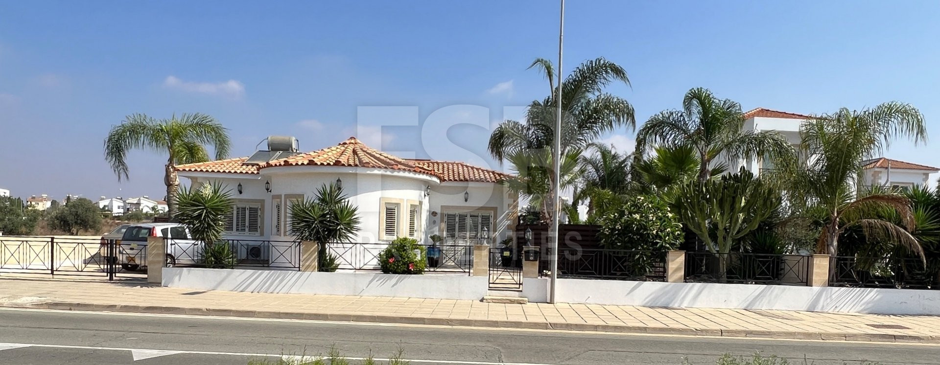 House in Sotira - Image 2