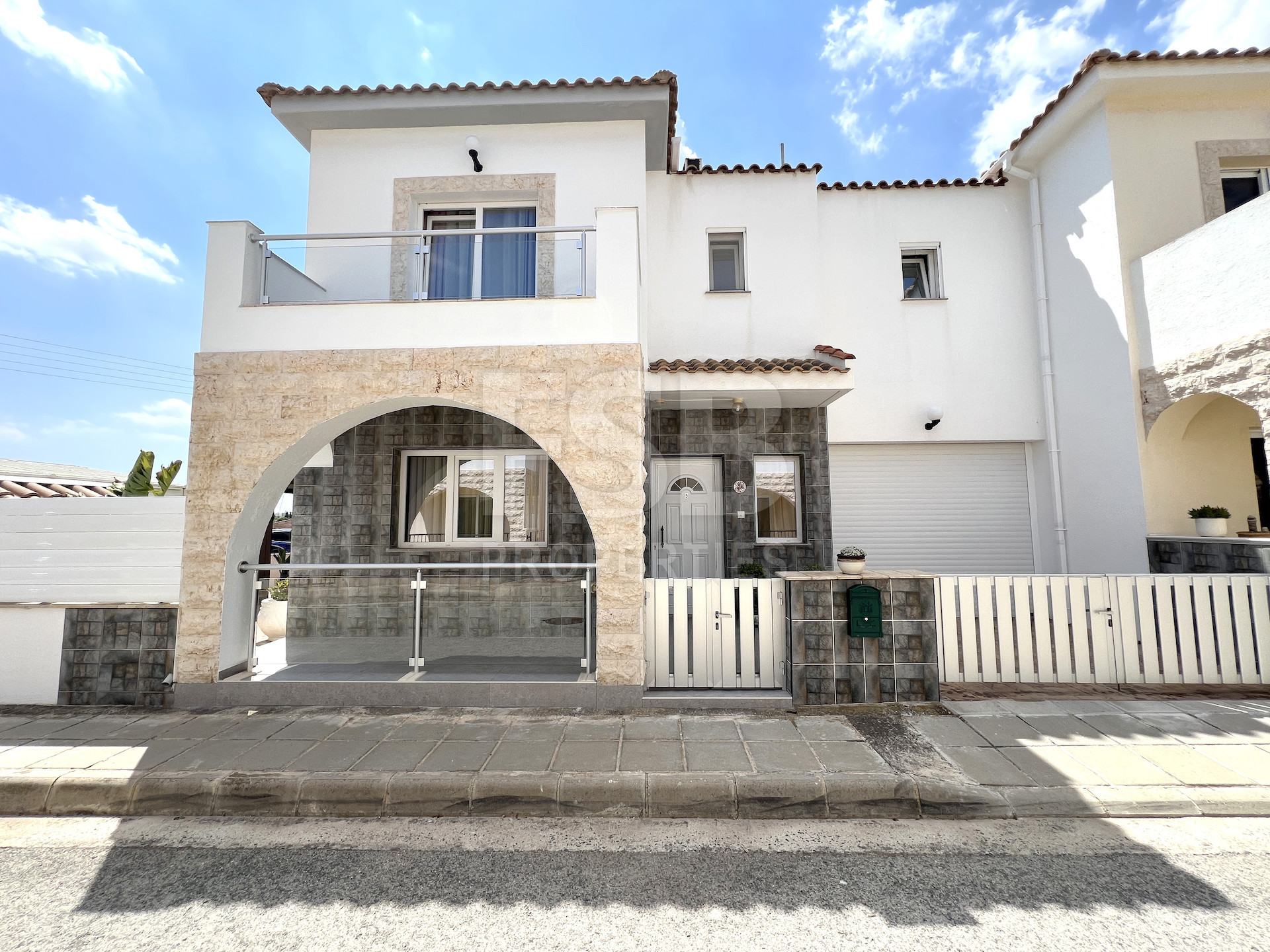 House in Avgorou - Image 2