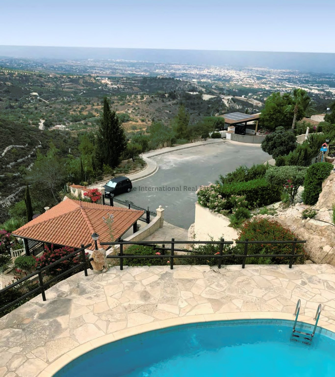 House in Tsada - Image 5