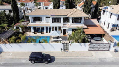 Four Bedroom Detached House located in the Oroklini Tourist Area