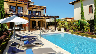 Luxury 3 Bed Villa In Aphrodite Hills