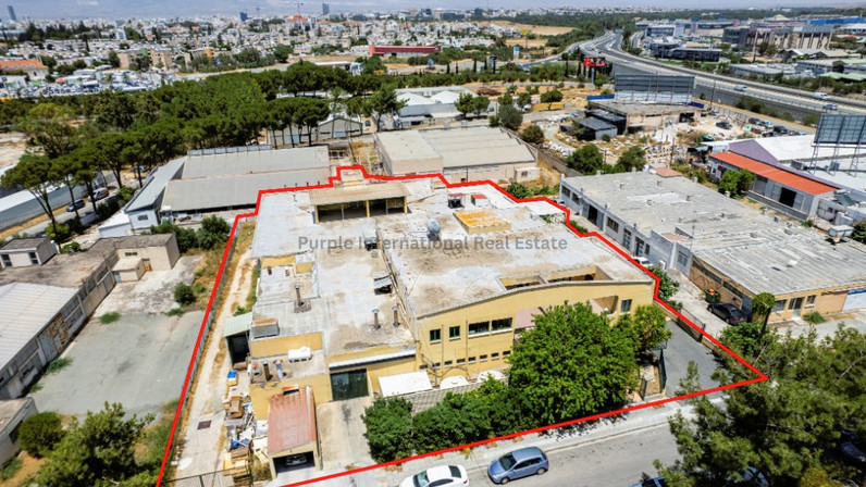 Warehouse 1750 m² for sale in Strovolos, Nicosia, Cyprus