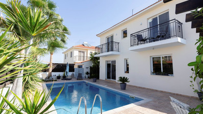 Four Bedroom Detached House located in Alethriko