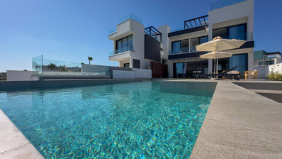 4 Bedroom Beachfront Villa in Ayia Napa