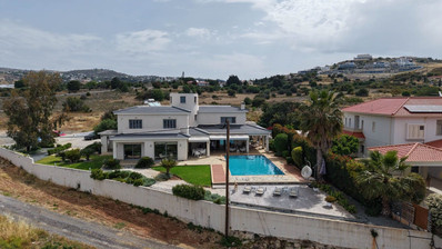 6 Bed Villa In Konia