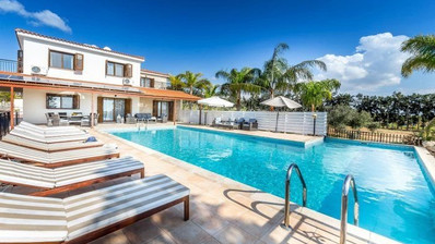 Spacious Villa with Sea View in Peaceful Saint George