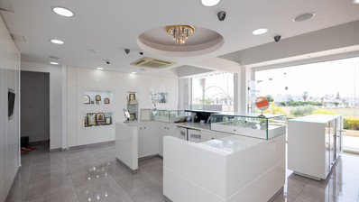 Vacant Shop for Sale