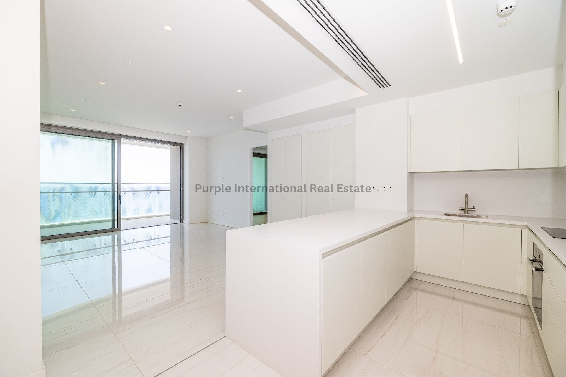 Apartment in Germasogeia River - Image 4