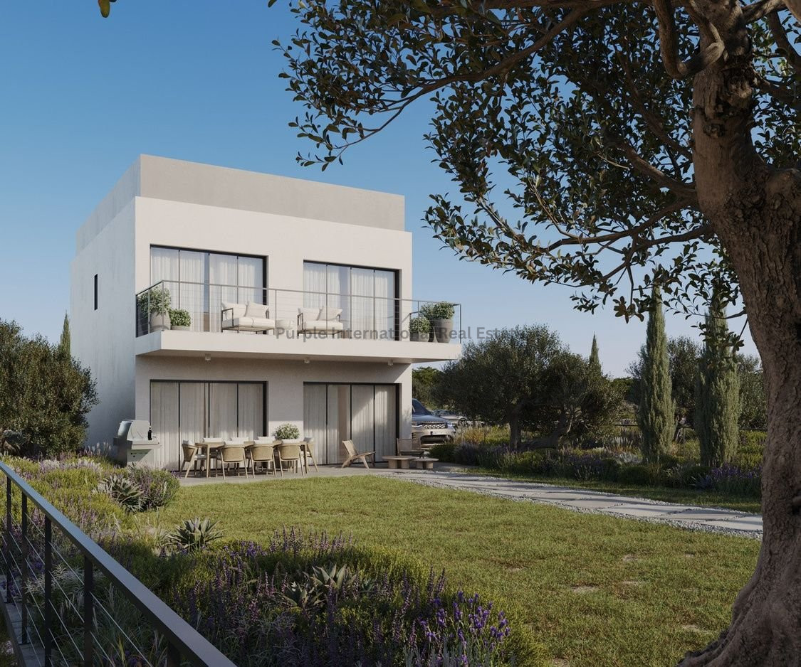 House in Parekklisha - view 1