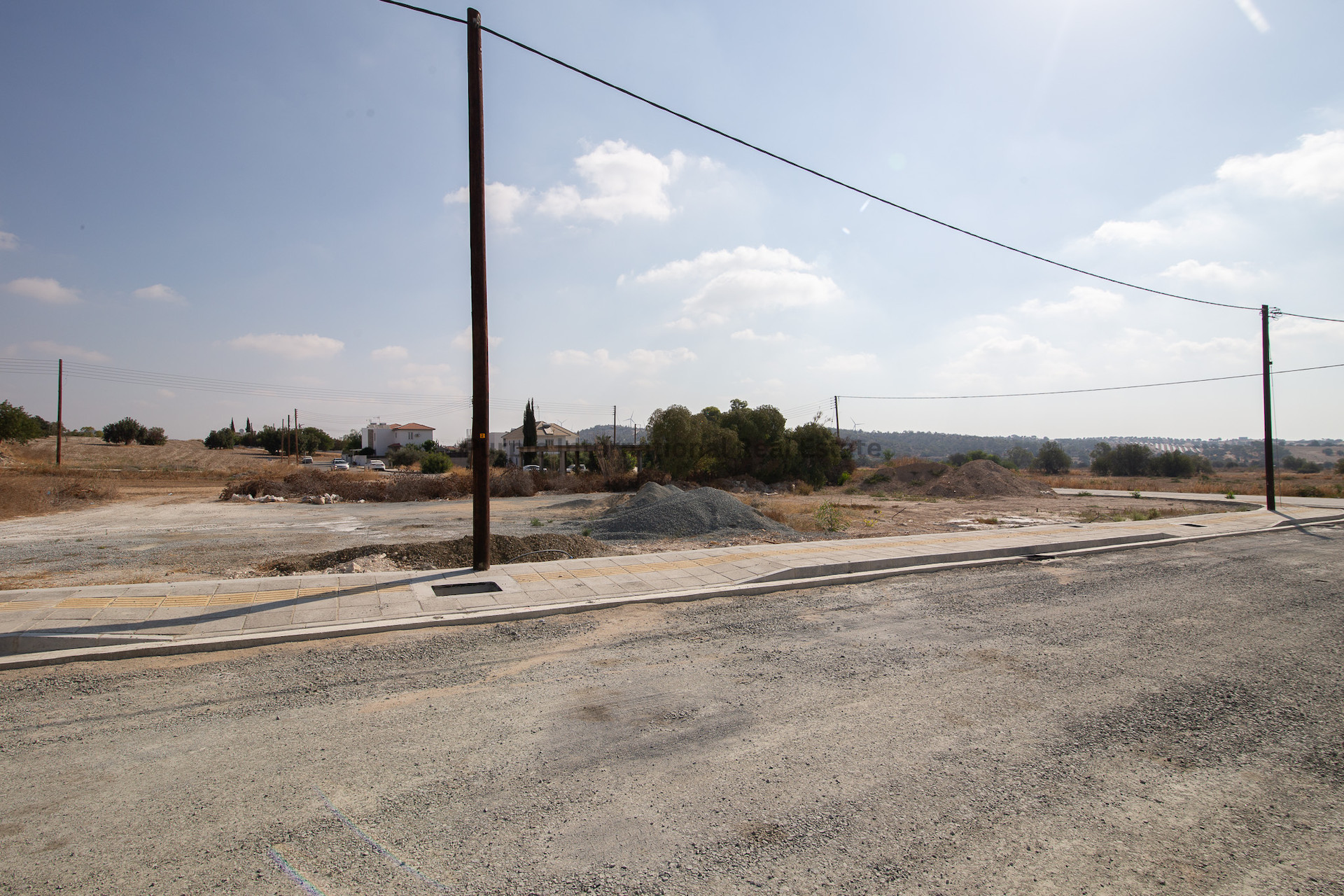 House in Anglisides - view 1