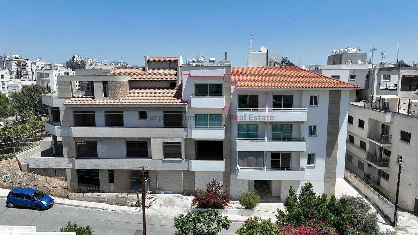Apartment in Agios Dimitrios - view 1