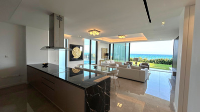 Stunning Luxury Seafront Villa in Ayia Thekla