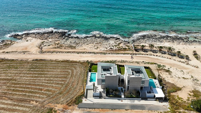 Stunning Luxury Seafront Villa in Ayia Thekla