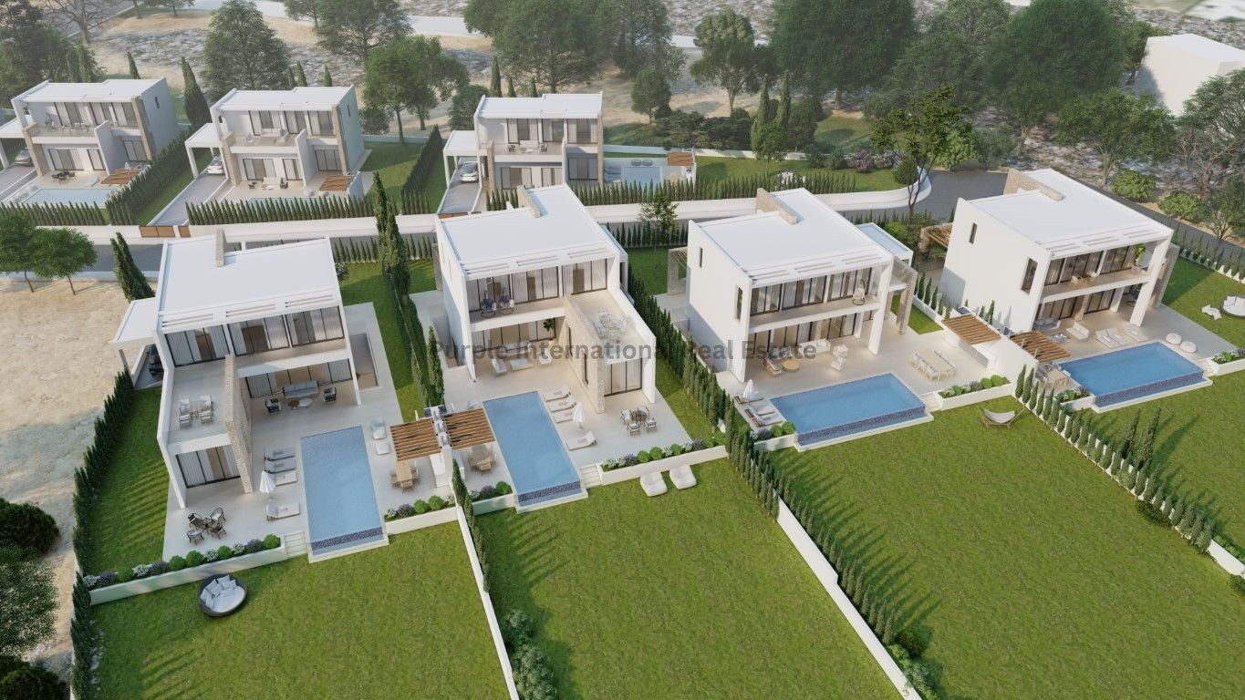 House in Pegeia - Image 4