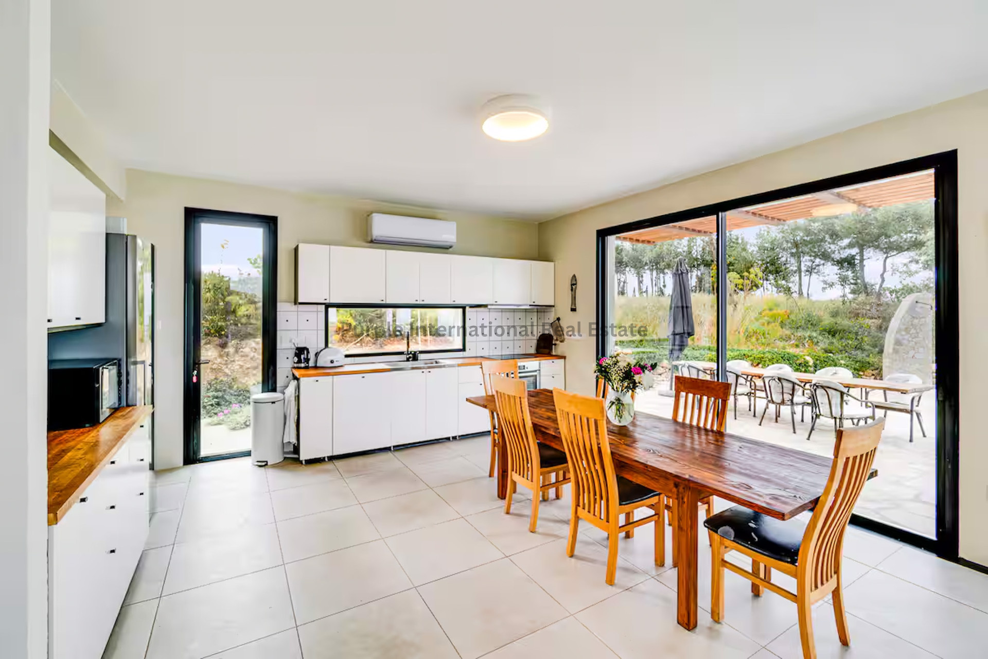 House in Tsada - Image 3