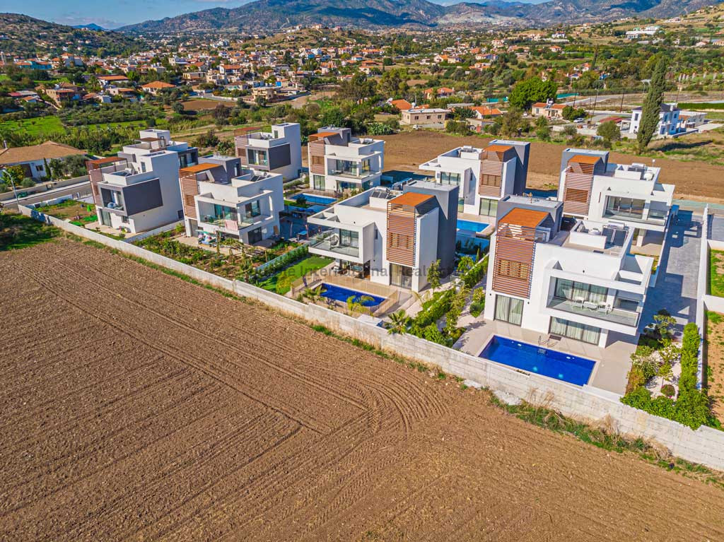 House in Pyrgos - Image 2