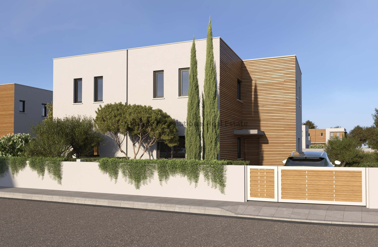 House in Deryneia - Image 4