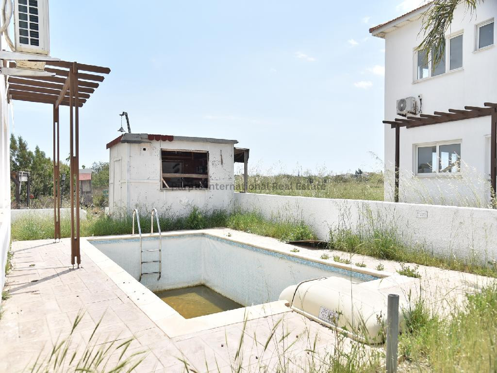 House in Sotira - Image 4