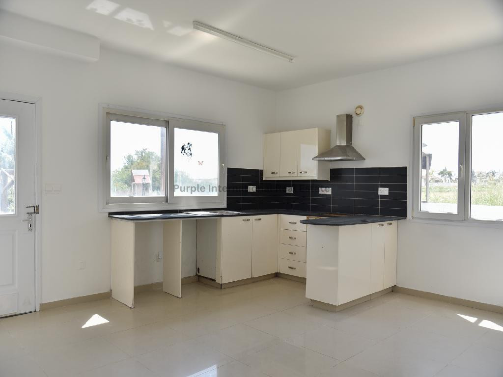 House in Sotira - Image 3