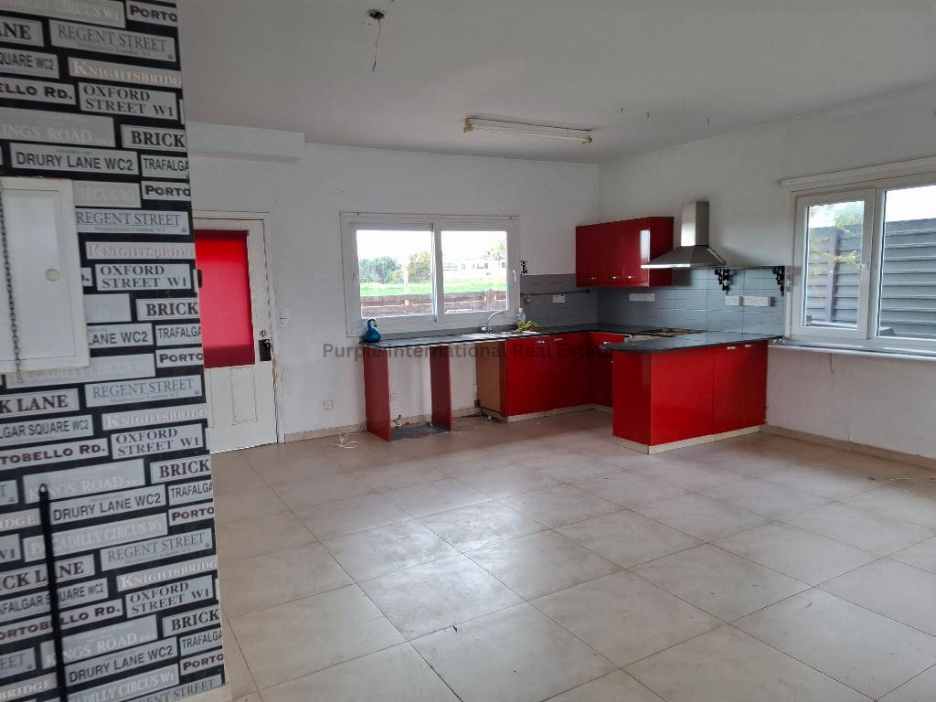 House in Sotira - Image 2