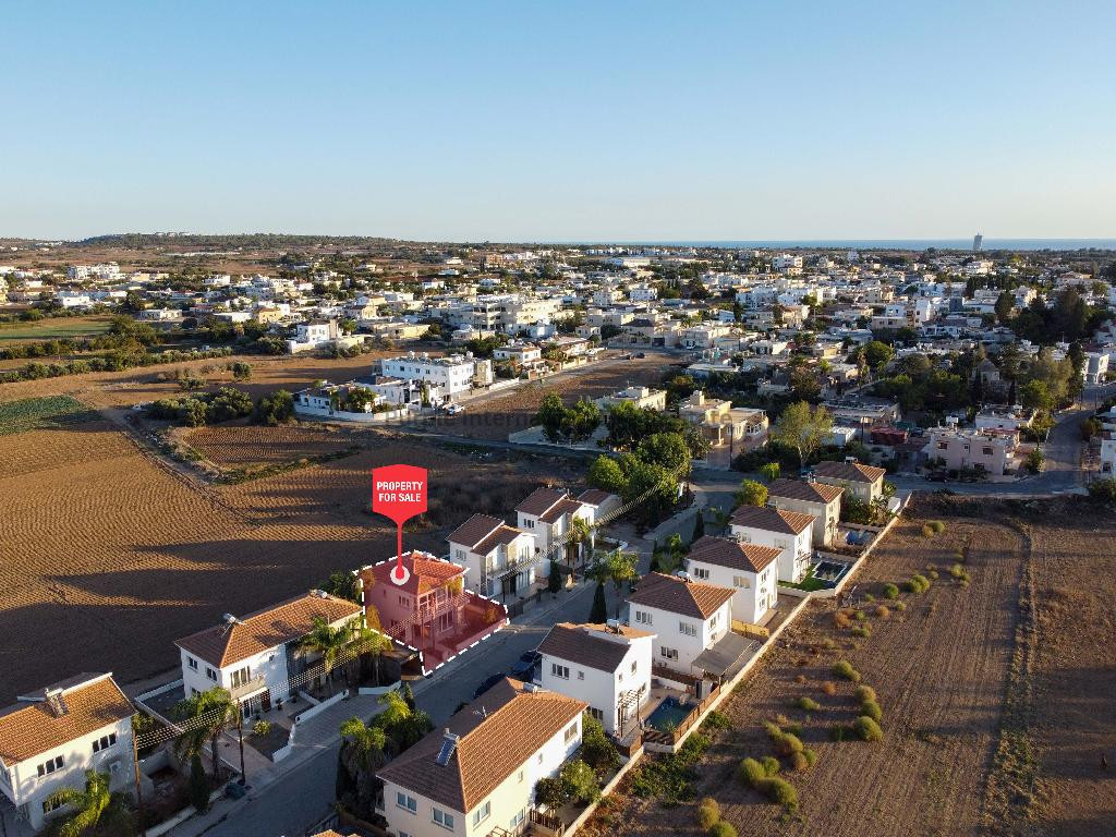 House in Sotira - Image 4