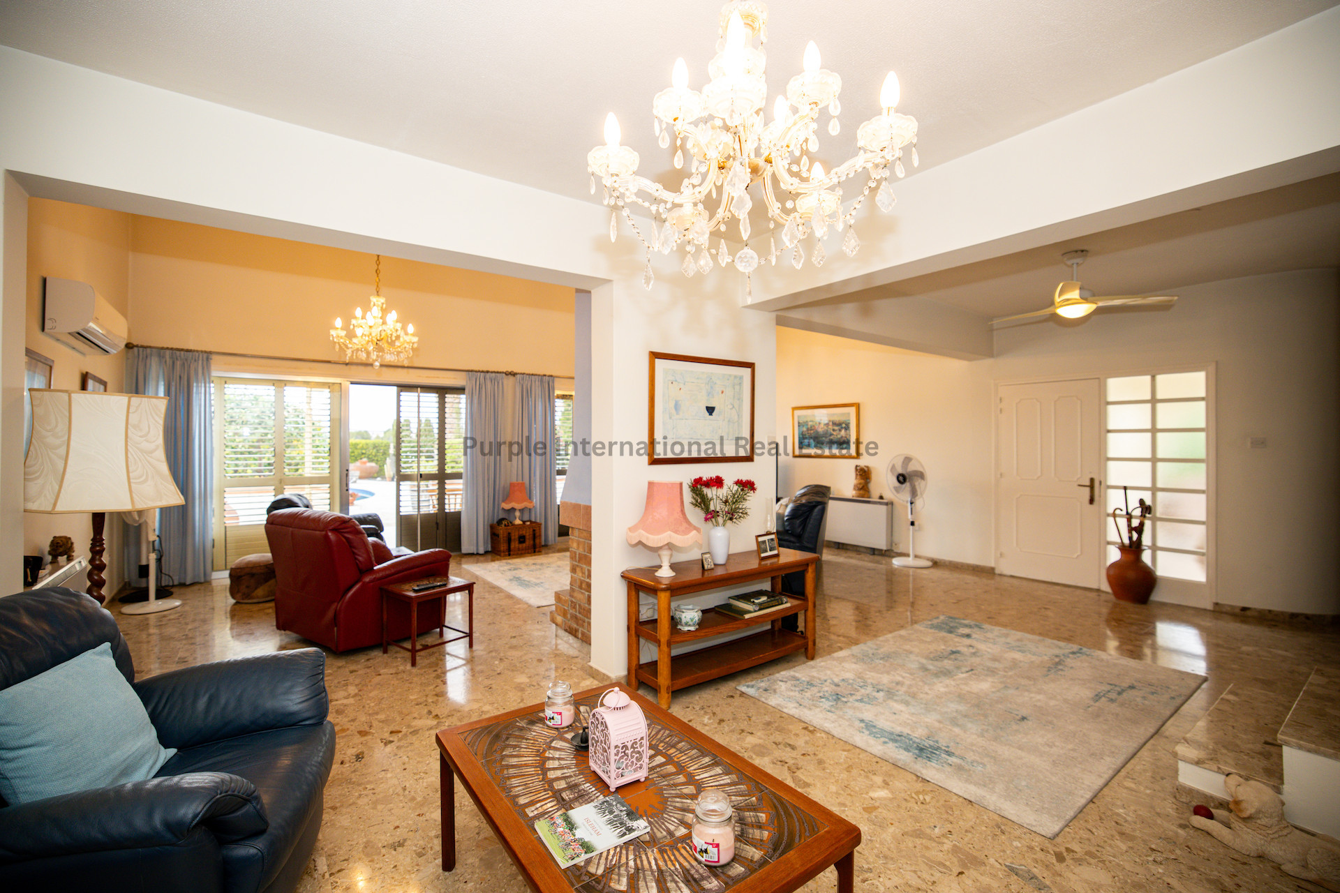 House in Kiti - Image 3